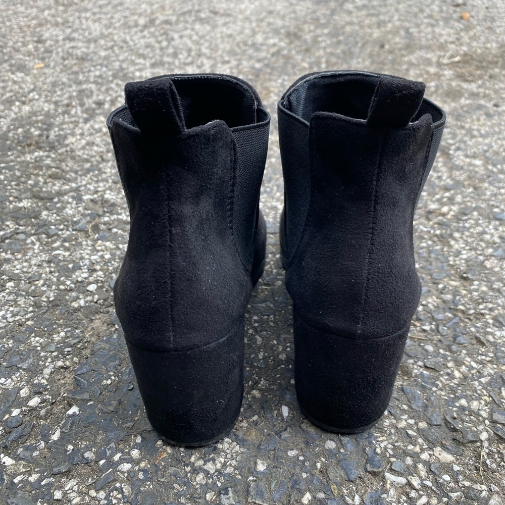 SHEIN Black Suede Ankle Booties